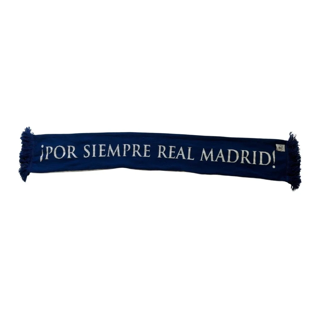 Real Madrid CF Official Scarf Draps Center White Blue Knit Por Siempre Madrid